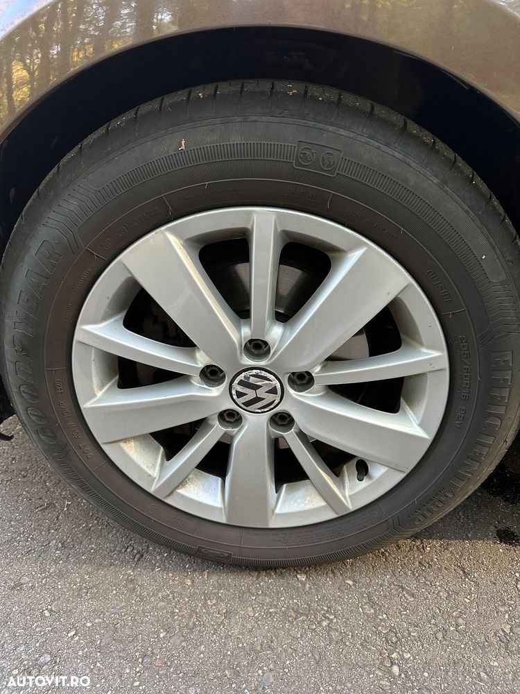 Volkswagen Jetta - 9