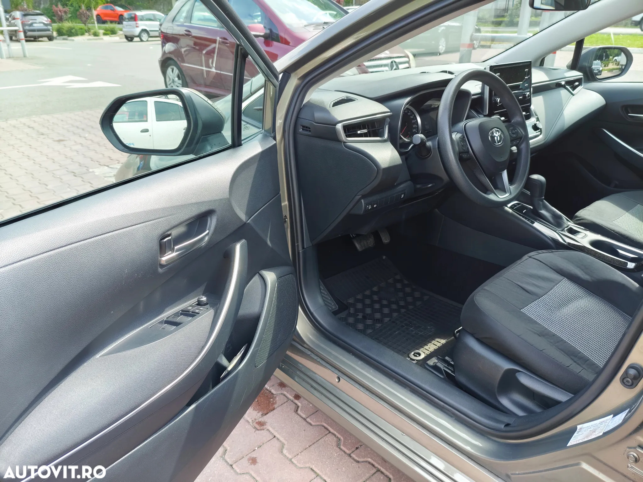 Toyota Corolla Sedan 1.6 CVT Dynamic - 8