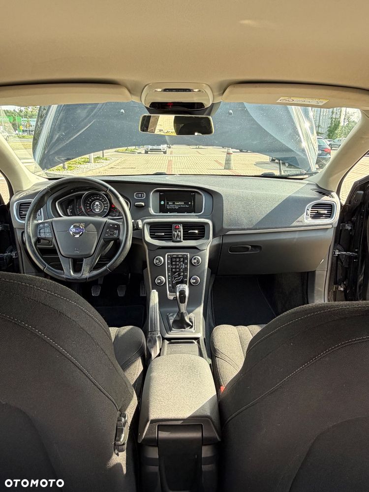Volvo V40 T2 - 14