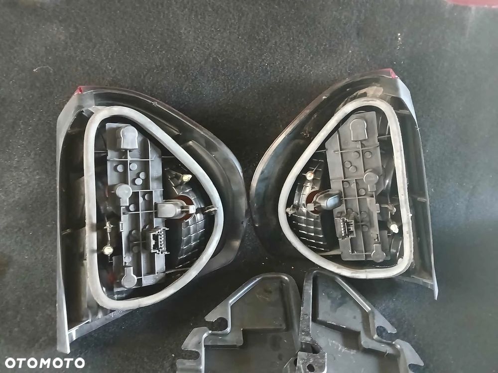 Renault Thalia lampa tylna lewa, prawa - 3