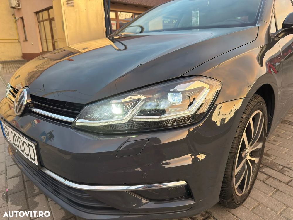 Volkswagen Golf - 13