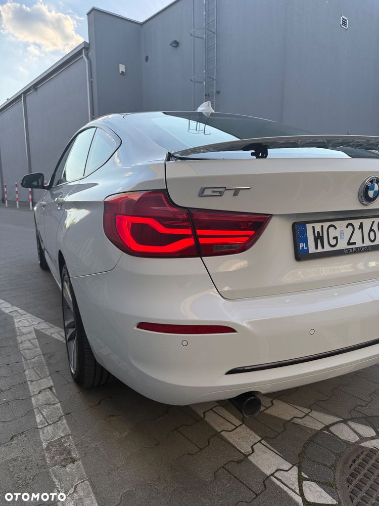 BMW 3GT 318d Sport Line - 9
