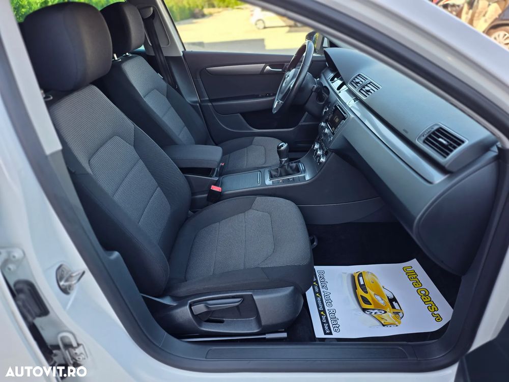 Volkswagen Passat Variant 1.4 TSI BlueMotion Technology R-Line - 11