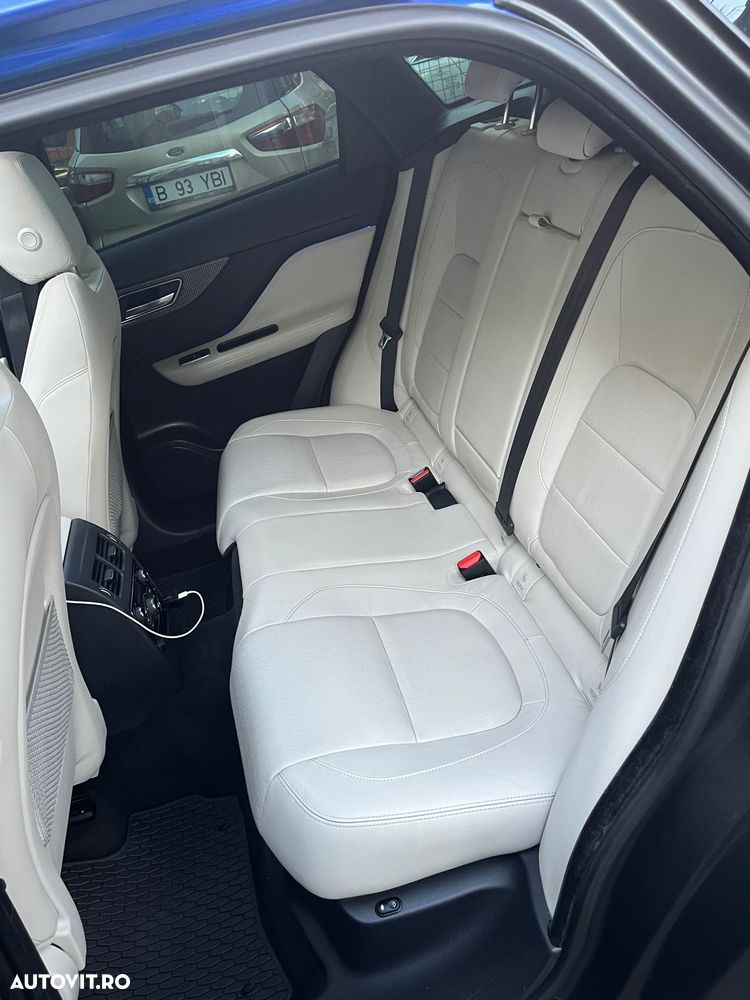 Jaguar F-Pace 30d AWD R-Sport - 17