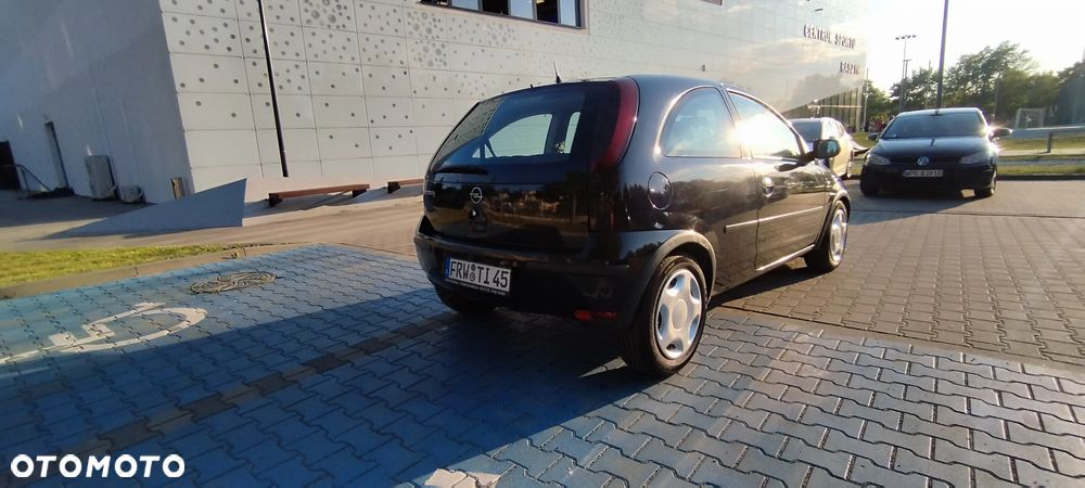 Opel Corsa - 8