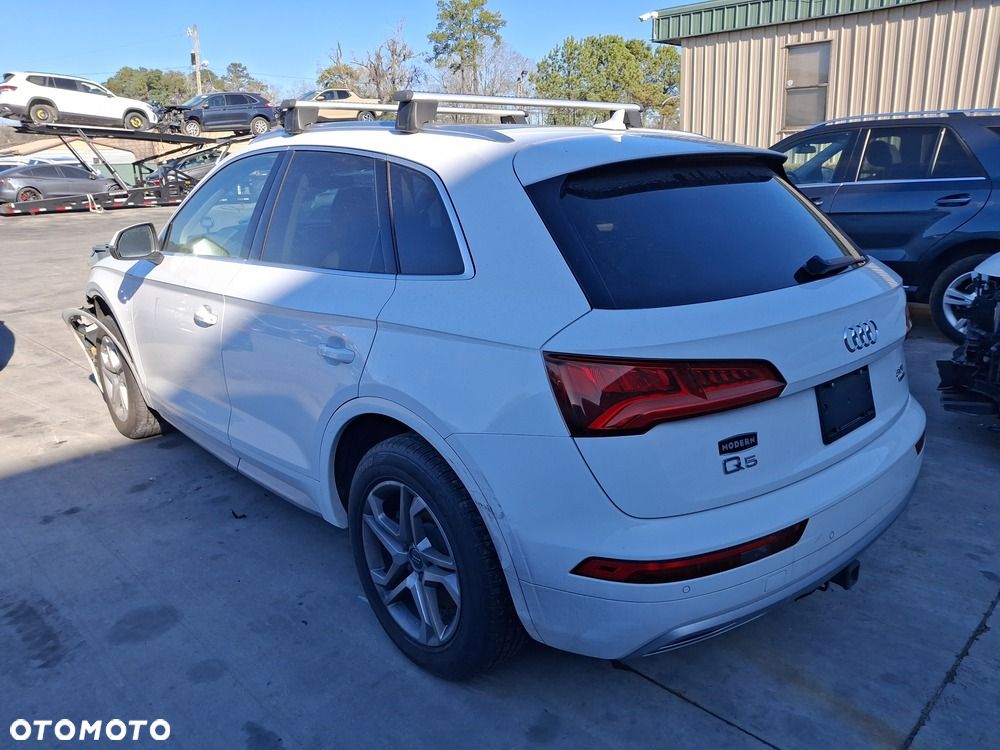 Audi Q5 2.0 TFSI Quattro S tronic design - 3