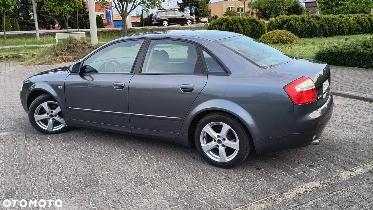 Audi A4 2.0 - 34