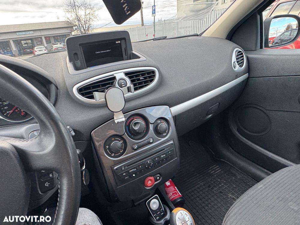 Renault Clio 1.5dCi Team - 9