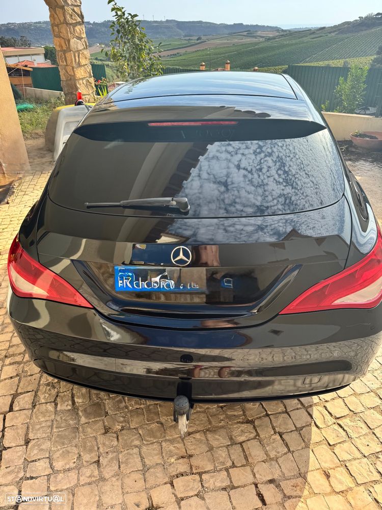 Mercedes-Benz CLA 180 d Shooting Brake Urban - 12