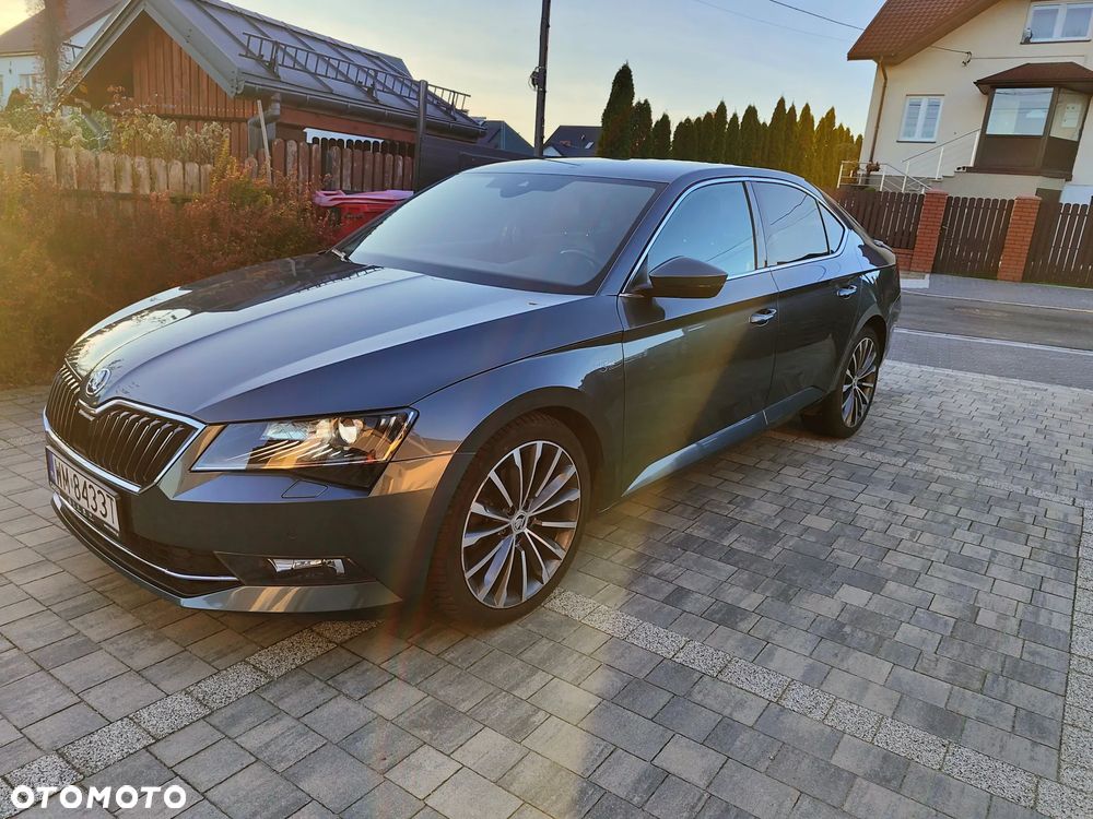 Skoda Superb 2.0 TDI L&K DSG - 2