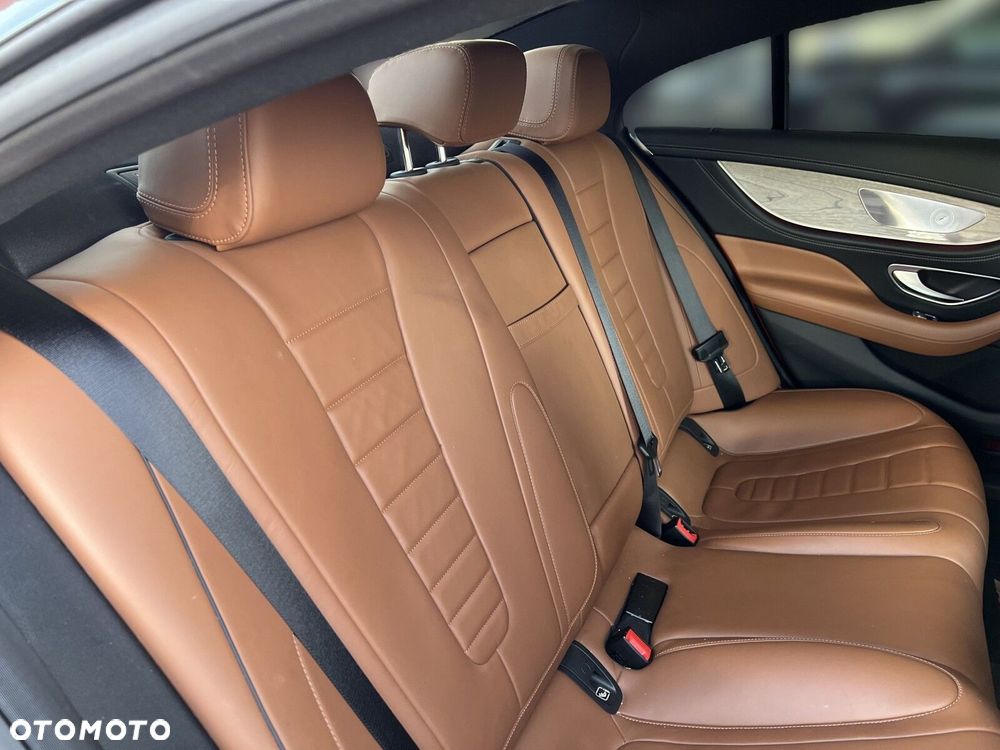 Mercedes-Benz CLS - 21