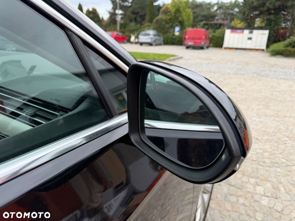 Volkswagen Passat 2.0 TSI BMT Highline DSG - 33