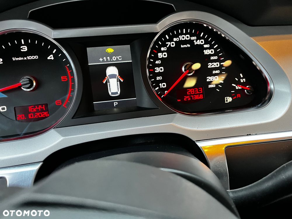 Audi A6 Avant 3.0 TDI Quattro Tiptronic - 9