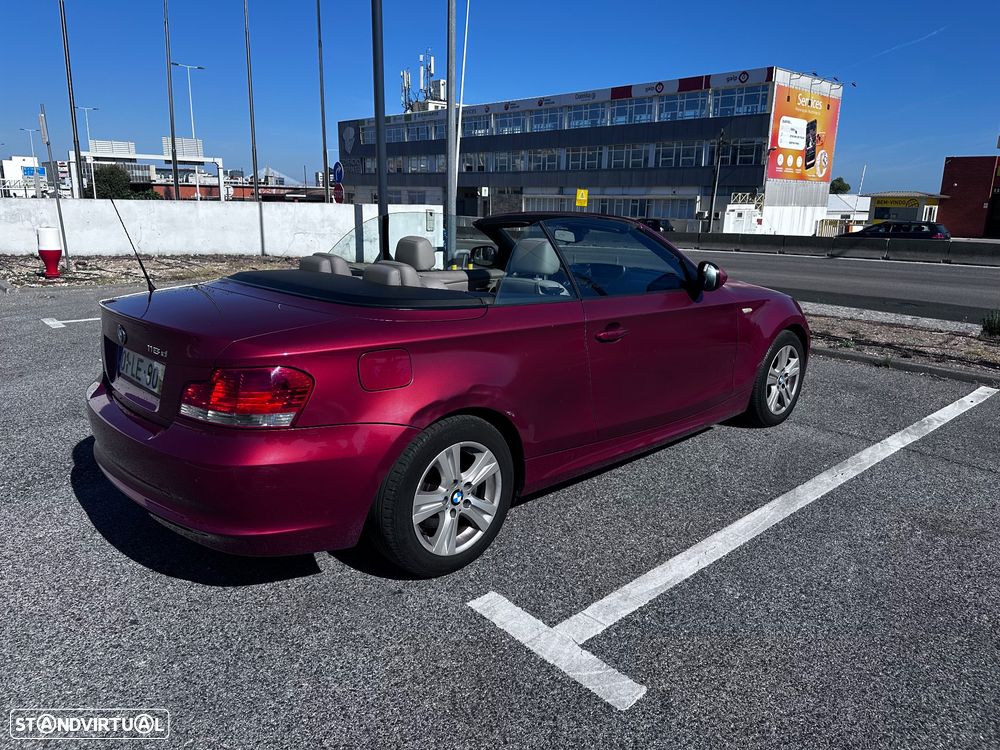BMW 118 2010 photo 2