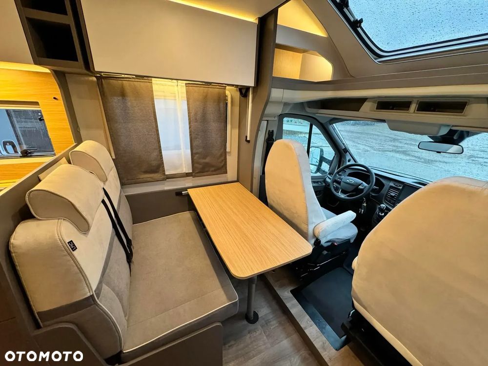 LMC Tourer Lift H664 - 15