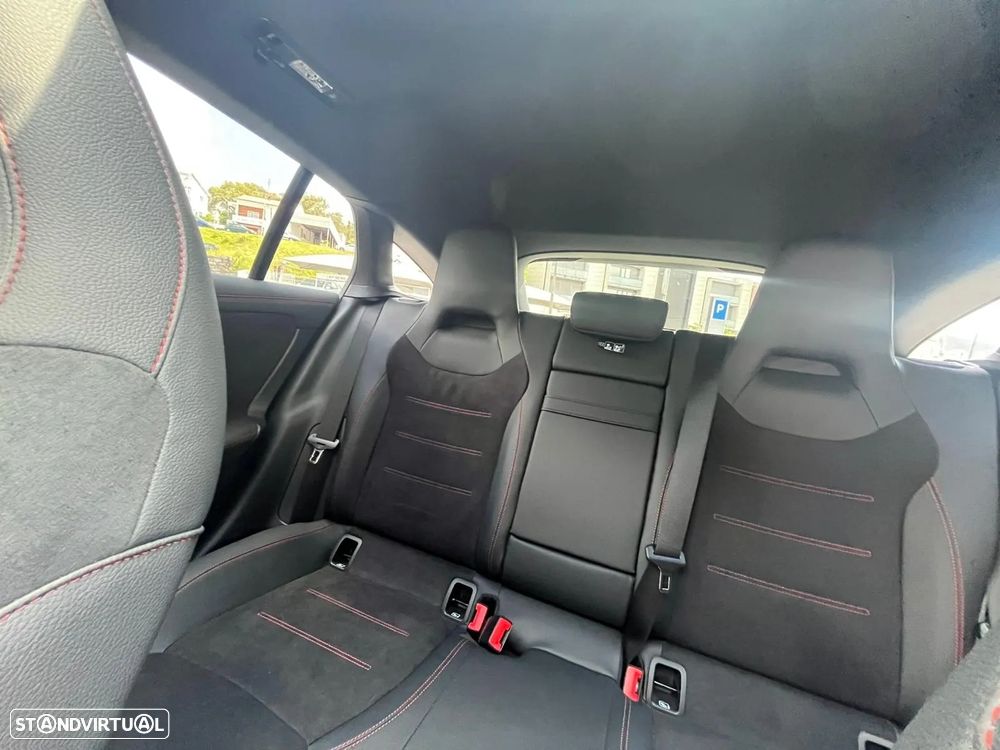 Mercedes-Benz CLA 180 d 8G-DCT AMG Line Advanced Plus - 4