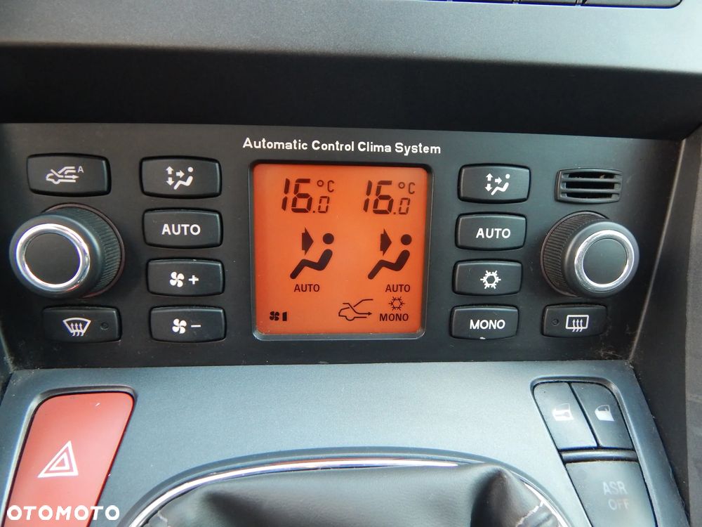 Fiat Croma 2.2 16V Dynamic - 20