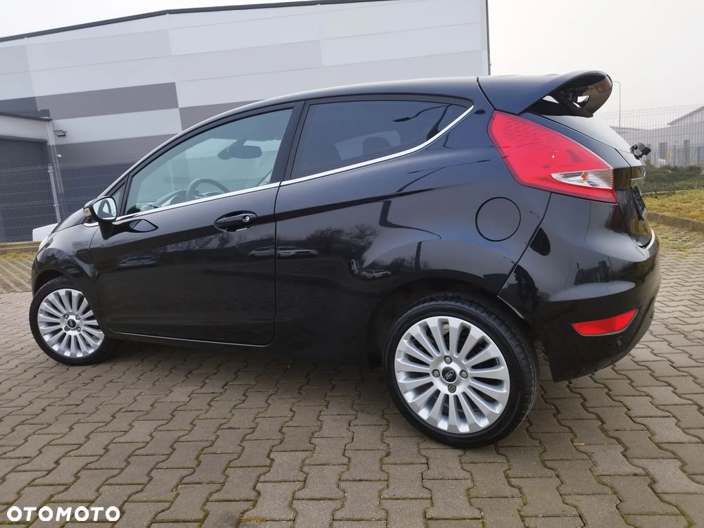Ford Fiesta - 12