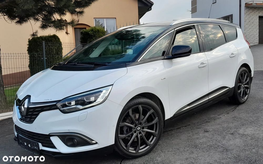 Renault Grand Scenic - 17