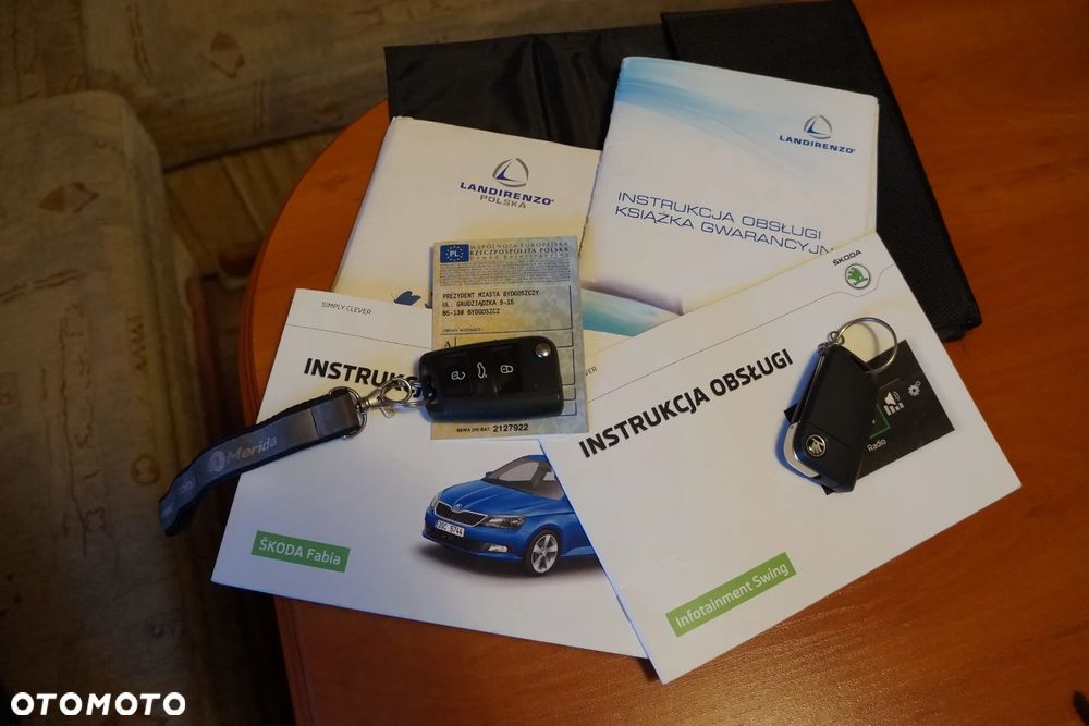 Skoda Fabia 1.0 Style Color - 14