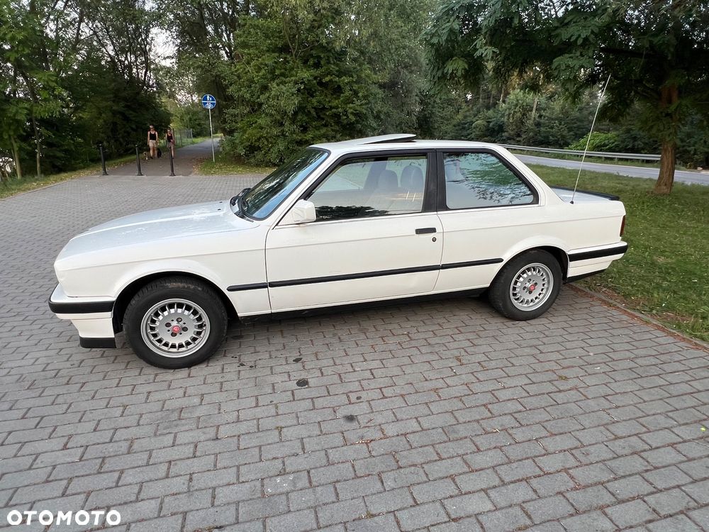 BMW Seria 3 316i - 6