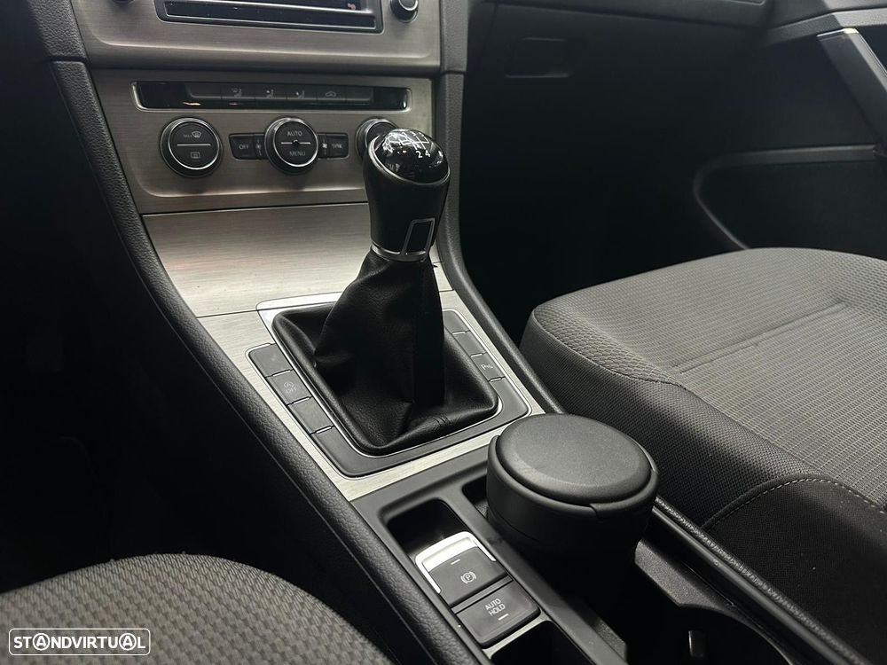 VW Golf 1.6 TDi GPS Edition - 26