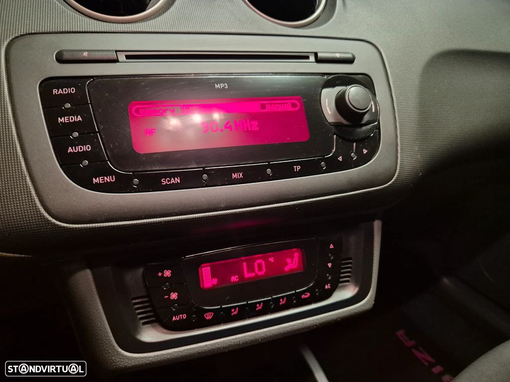 SEAT Ibiza 1.6 TDI Copa DPF - 13