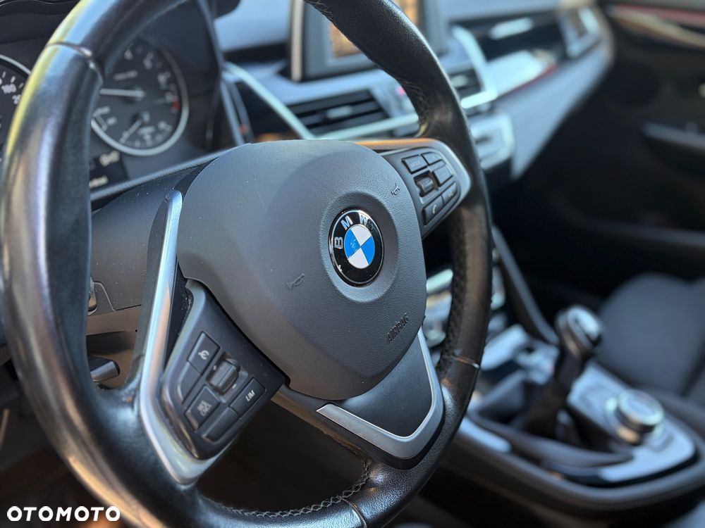 BMW Seria 2 218i Sport Line - 12
