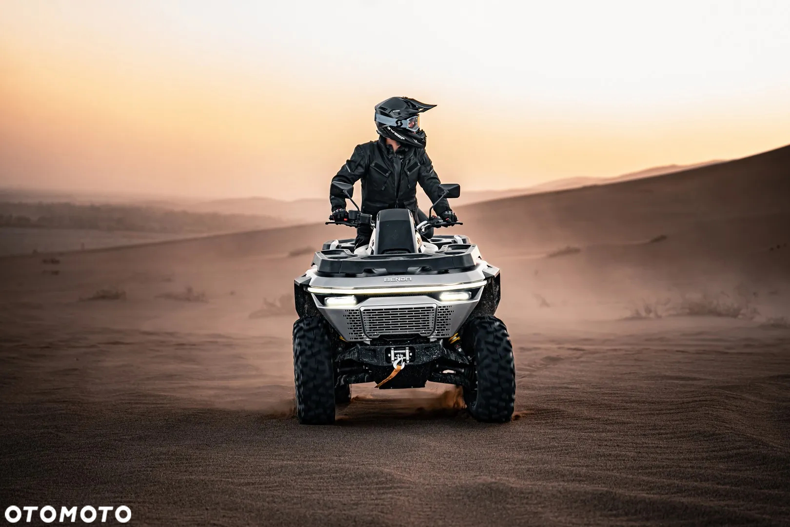 Benda Redstone 550