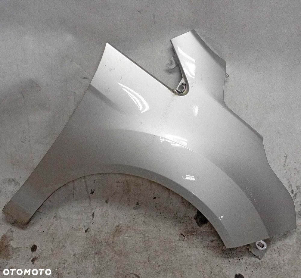 Błotnik prawy przód Ford B-MAX  Moondust Silver MC - 1
