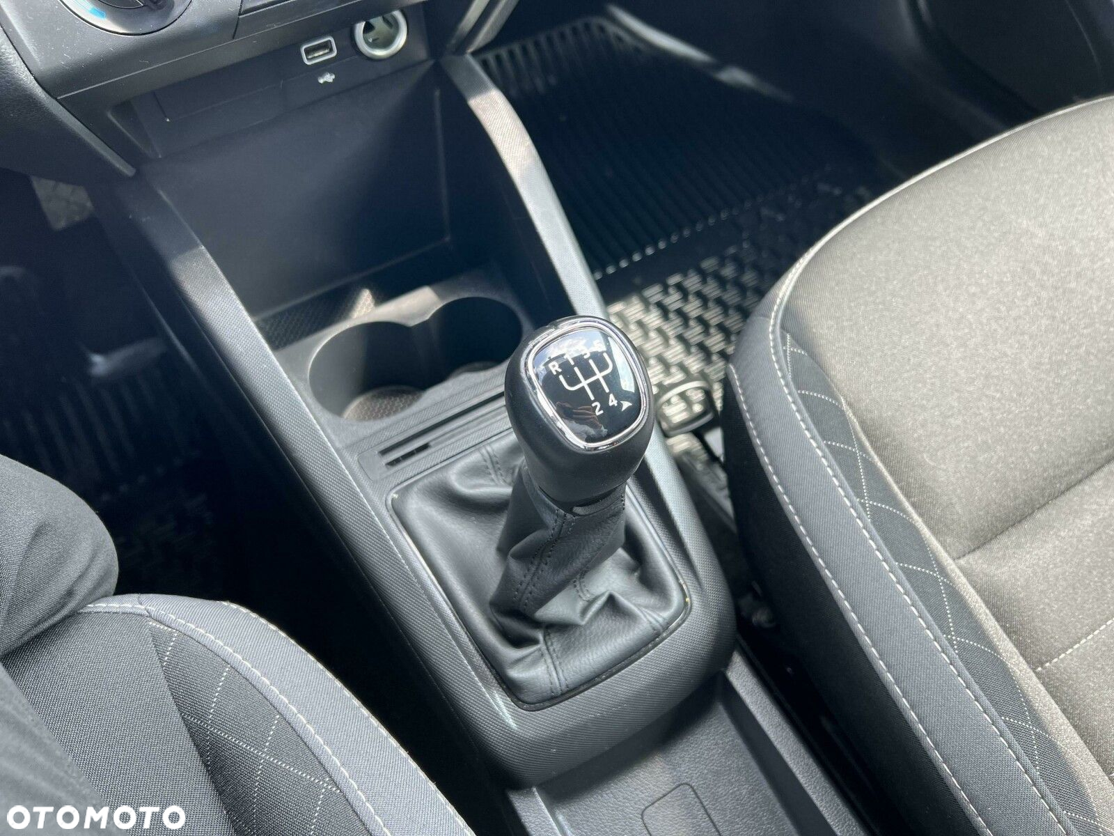 Skoda Fabia 1.0 TSI Ambition - 28