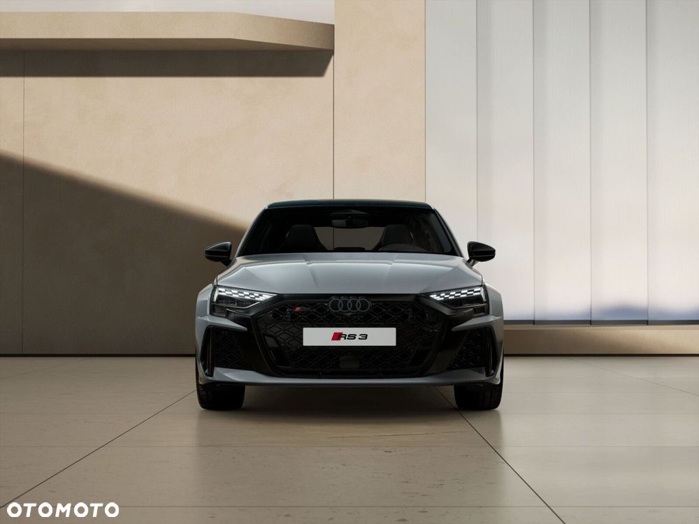 Audi RS3 Limousine - 2