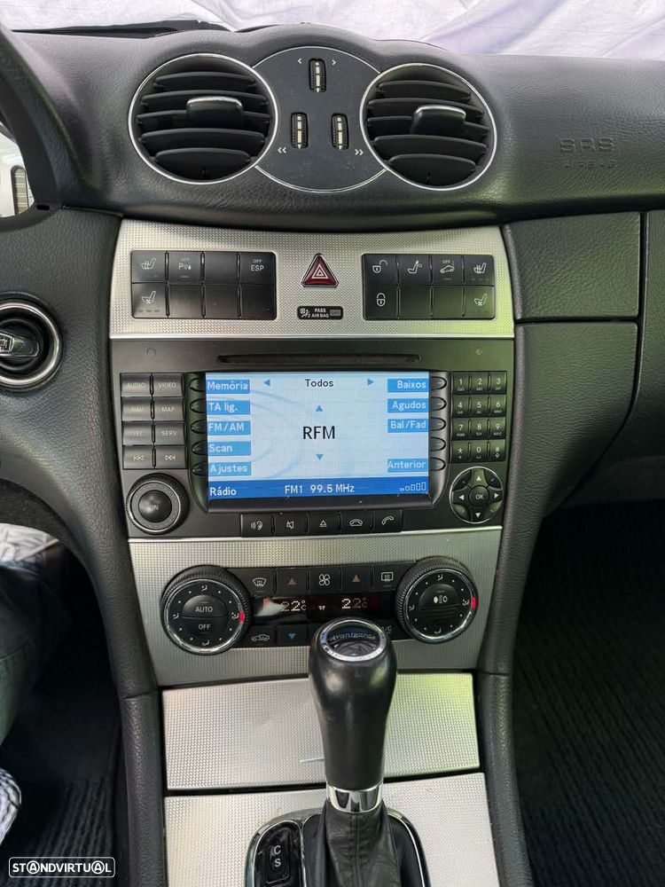 Mercedes-Benz CLK 320 CDi Elegance Aut. - 1