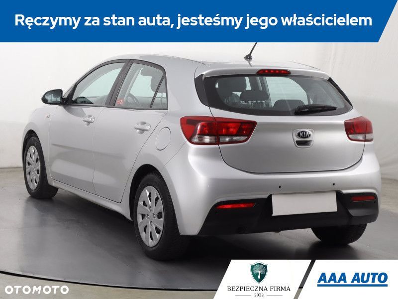 Kia Rio - 6