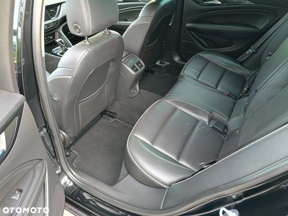 Opel Insignia 1.5 T Innovation S&S - 8
