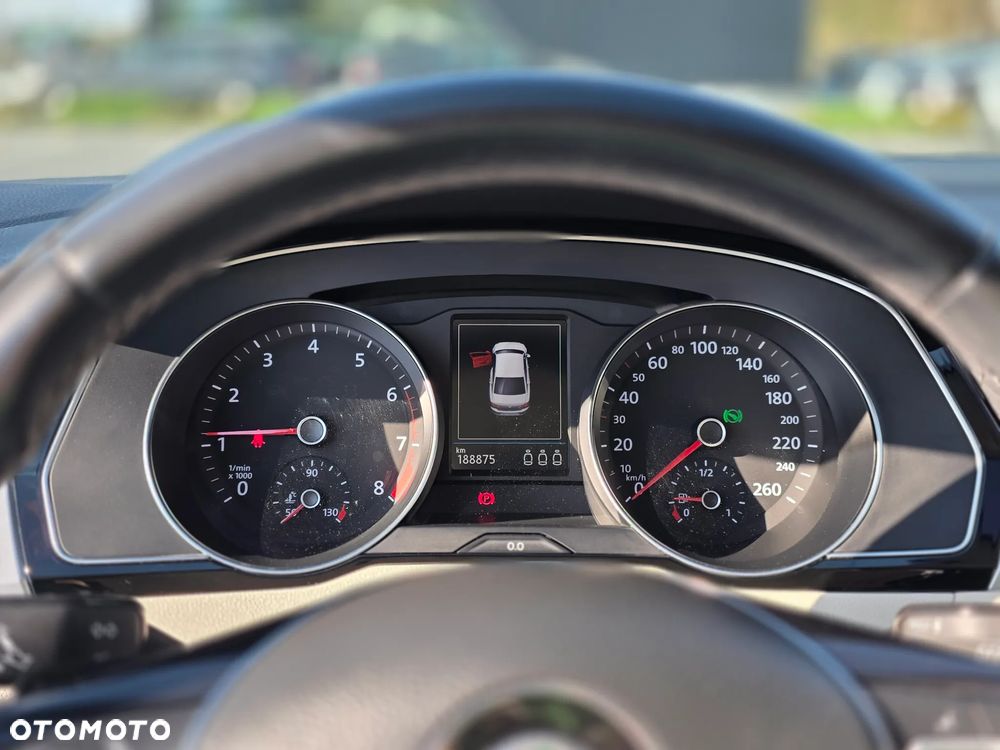 Volkswagen Passat 1.5 TSI EVO Highline DSG - 23
