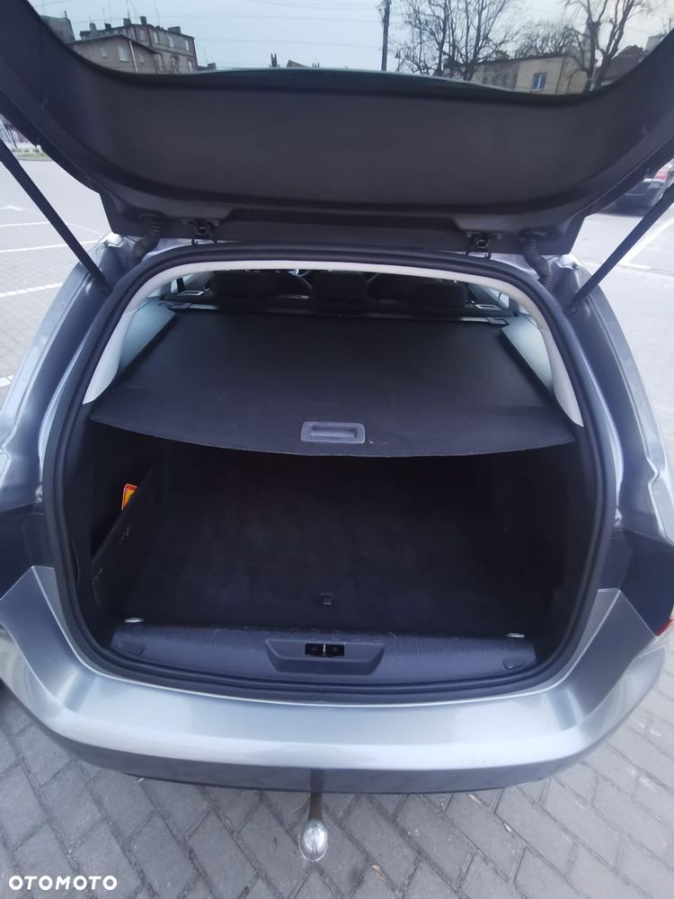Peugeot 308 2.0 HDi Active - 6