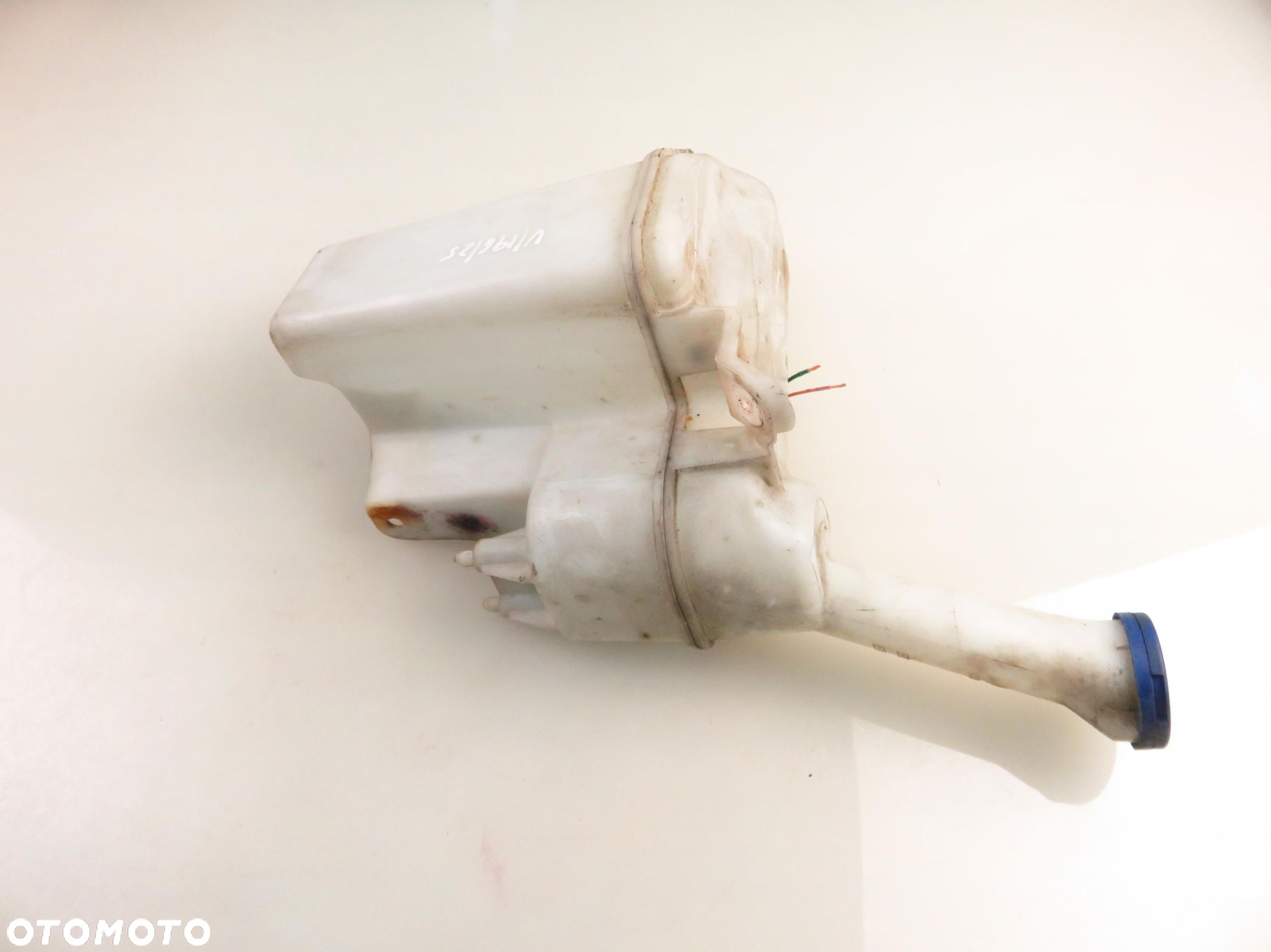 ZBIORNICZEK SPRYSKIWACZY CITROEN C1 - 9