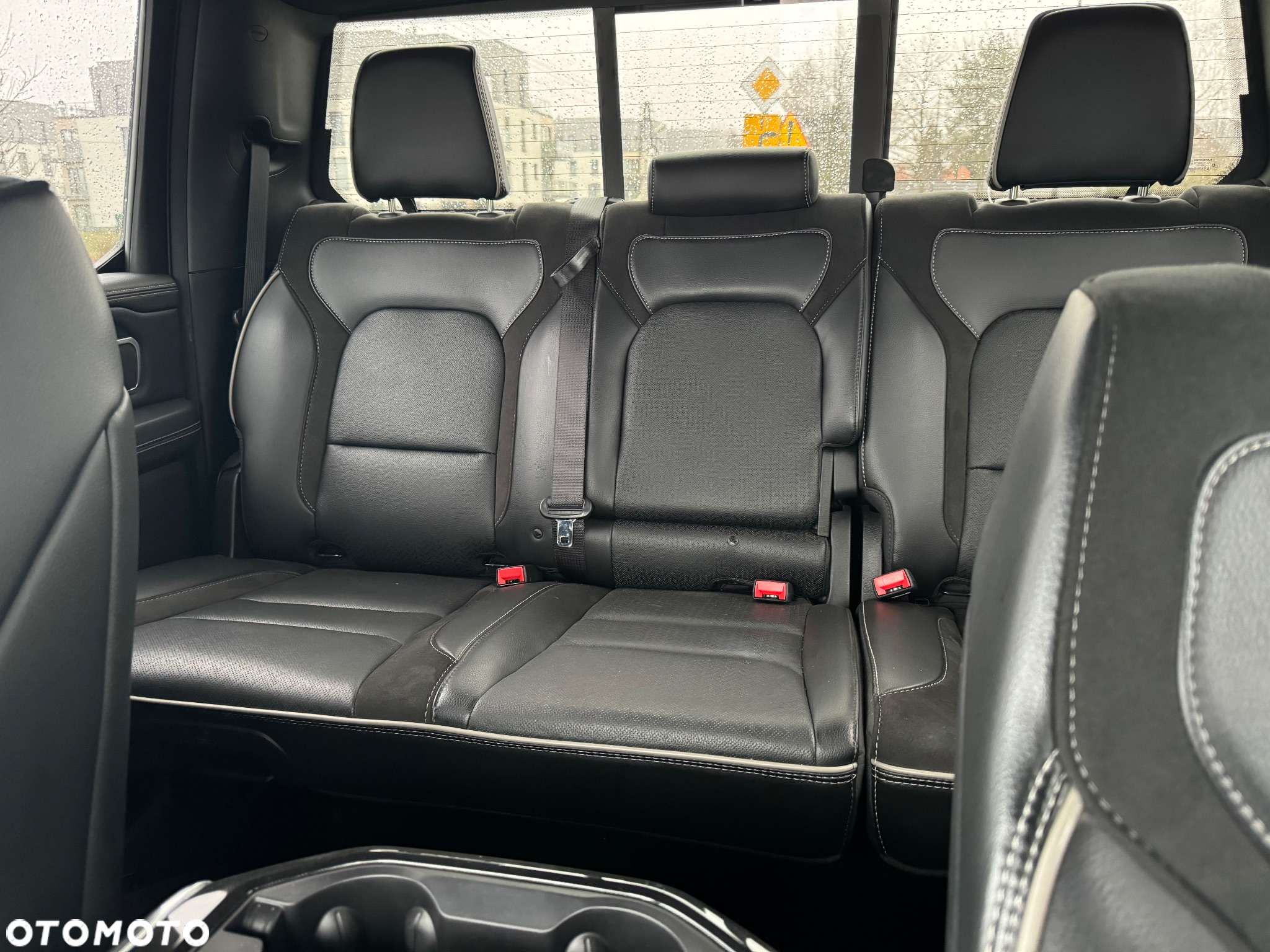 RAM 1500 5.7 Crew Cab Laramie - 11