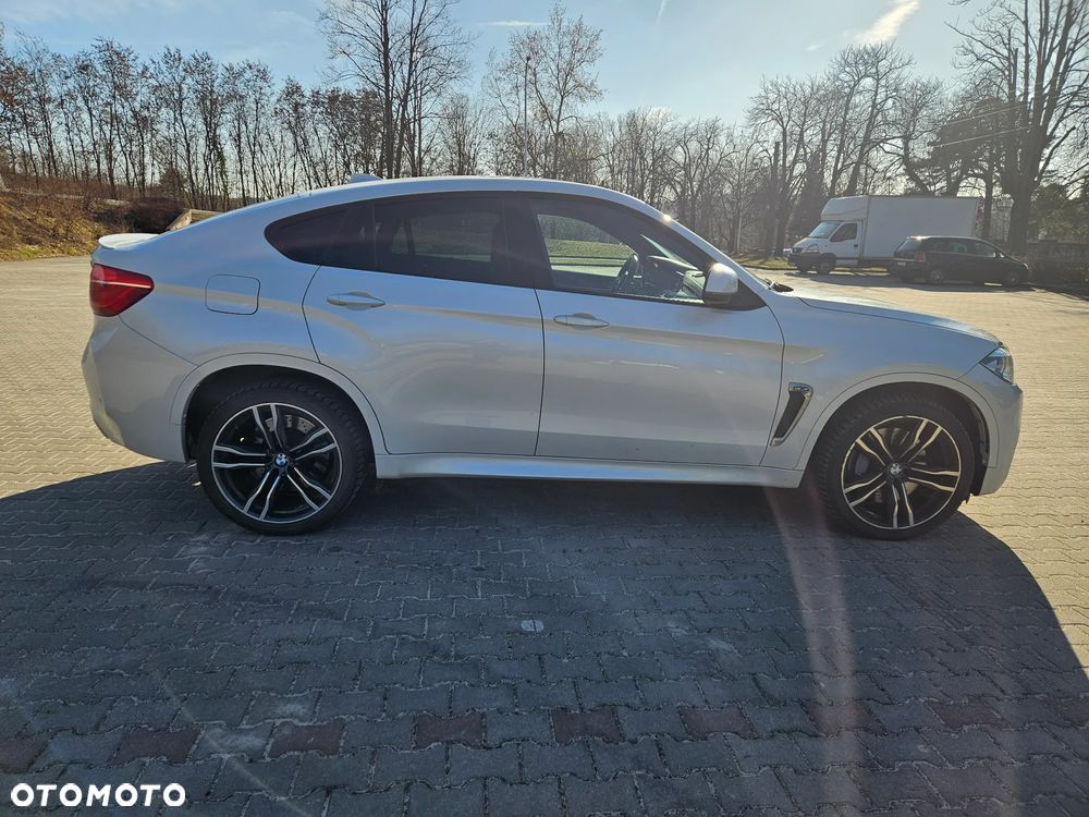 BMW X6M - 9