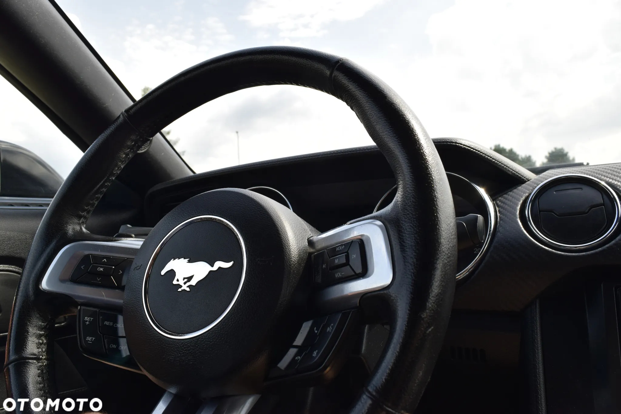 Ford Mustang 3.7 V6 - 15