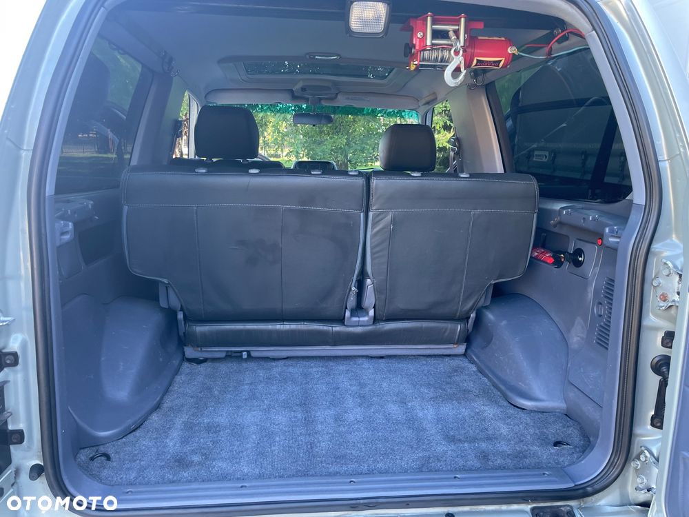 Toyota Land Cruiser - 10