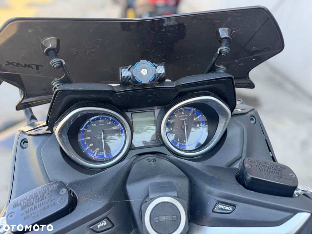 Yamaha Tmax - 28