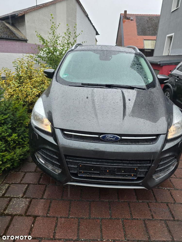 Ford Kuga - 2
