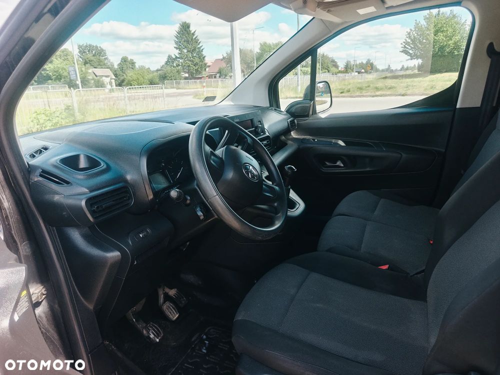 Toyota Proace city - 11