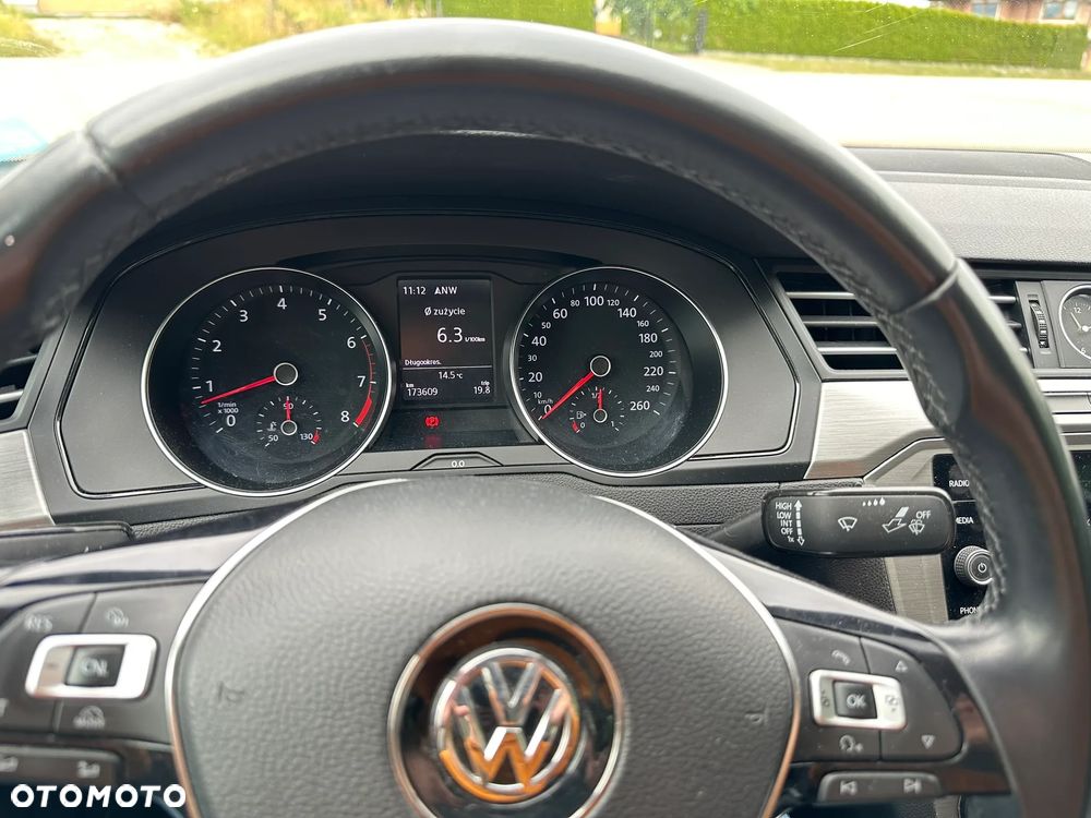 Volkswagen Passat 1.4 TSI BMT City - 9