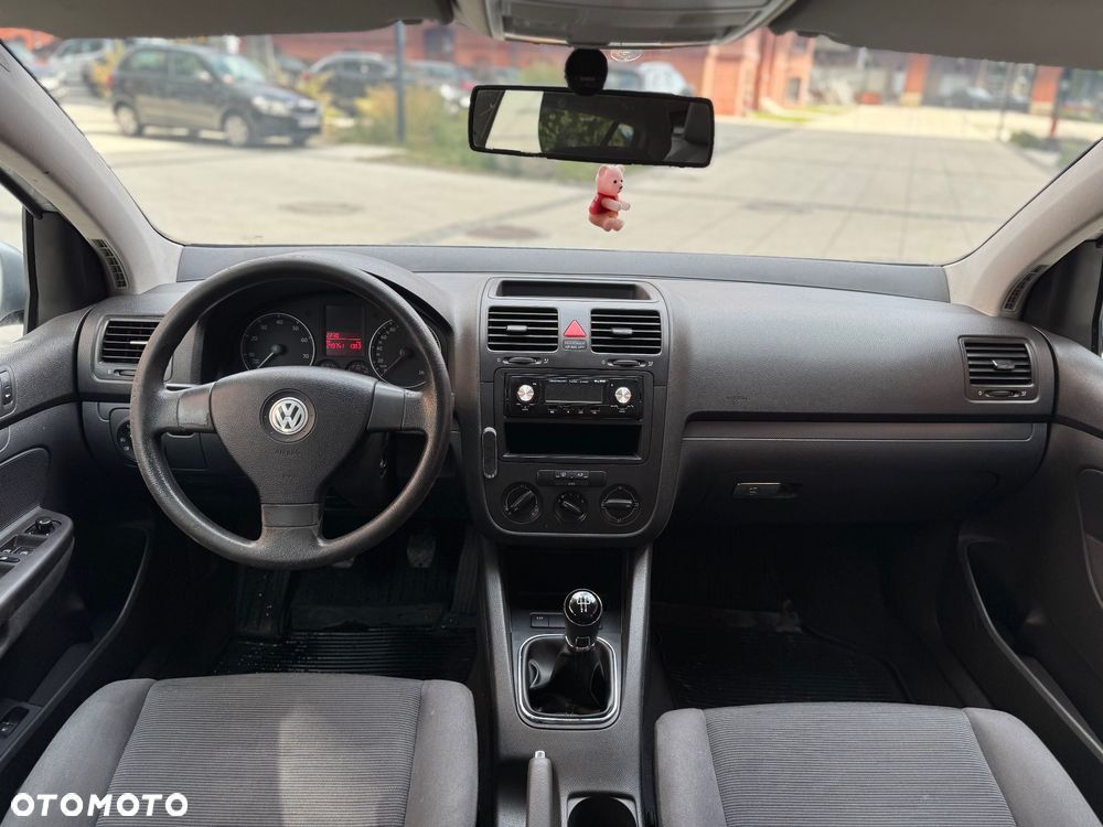 Volkswagen Golf 1.6 Comfortline - 14