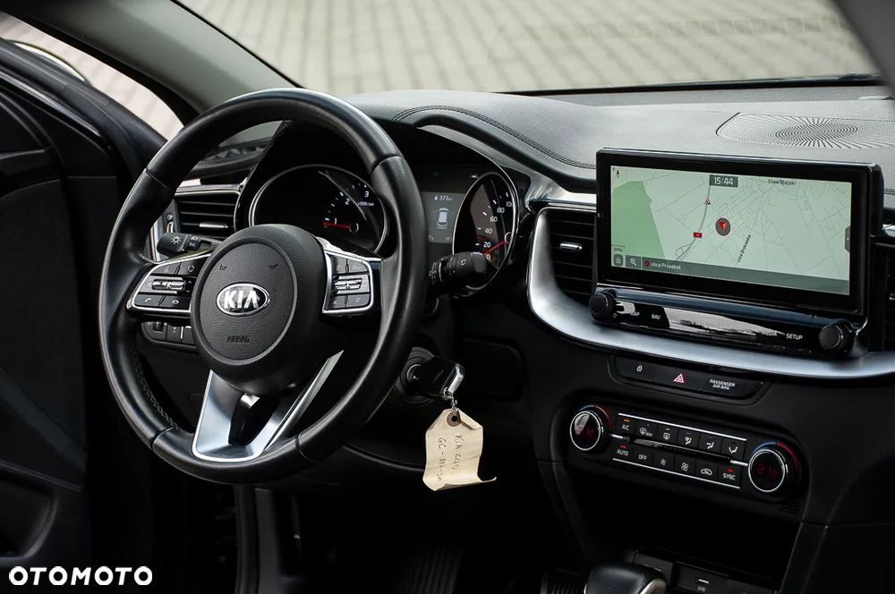 Kia Ceed 1.6 CRDi Eco-Dynamics+(48V Mild-Hybr.) DCT7 Spirit - 16