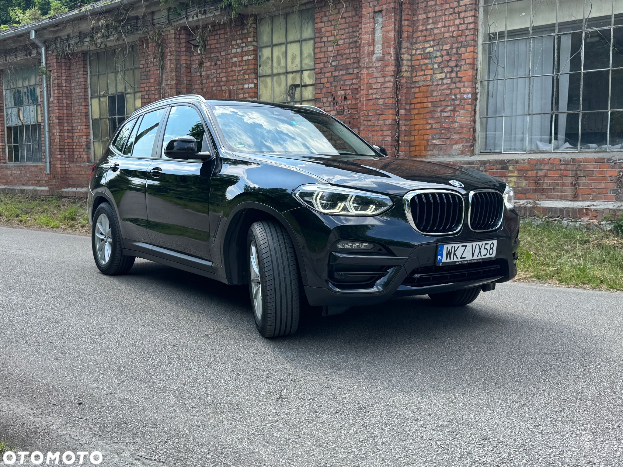BMW X3 xDrive30i Advantage - 1