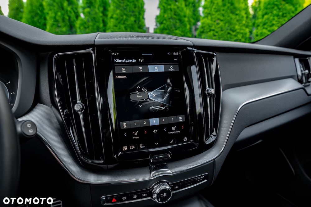 Volvo XC 60 B5 D AWD Geartronic RDesign - 39